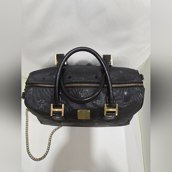 MCM BLACK NYLON BOSTON BAG-AUTHENTIC - Picture 4 of 16